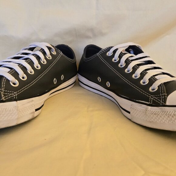 Grey Leather Converse All Stars Low Top Sneakers Men's Size 9 Women's Size 11 - Picture 9 of 12